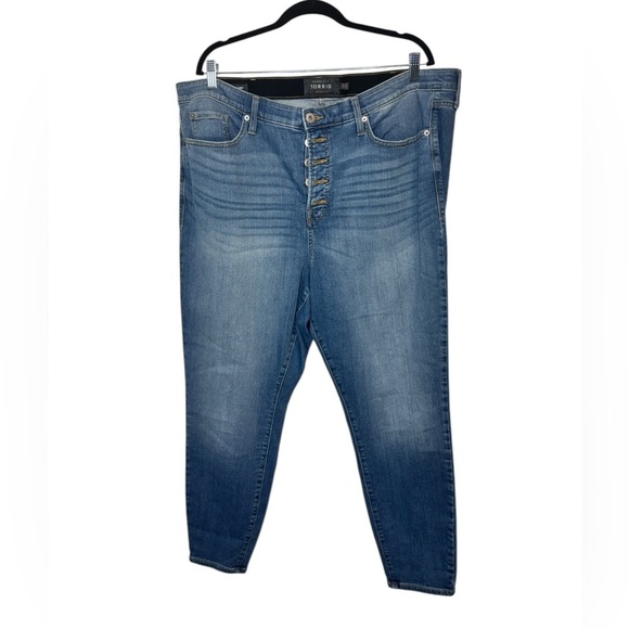 Torrid Sky High Skinny Jeans - Picture 5 of 10